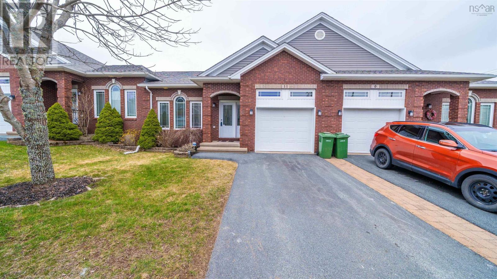 11 Kirkwood Court, Bedford, Nova Scotia  B4A 0A9 - Photo 1 - 202507992