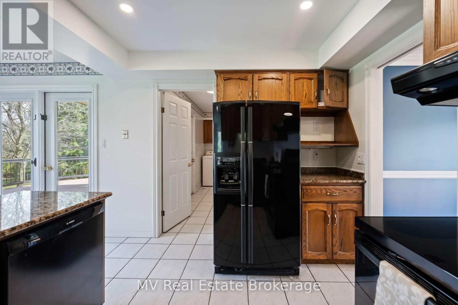 5 Amalia Crescent, Centre Wellington, Ontario  N0B 1J0 - Photo 21 - X12116467