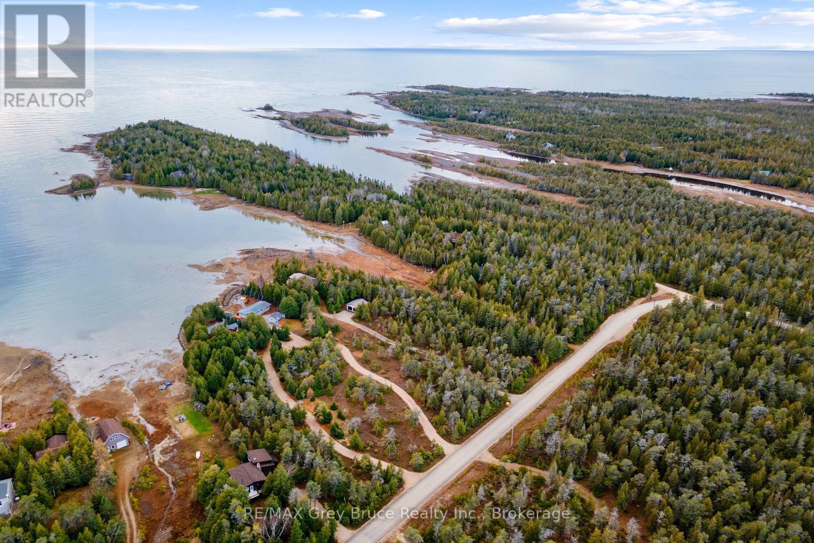660 Dorcas Bay Road, Northern Bruce Peninsula, Ontario  N0H 2R0 - Photo 7 - X12116514