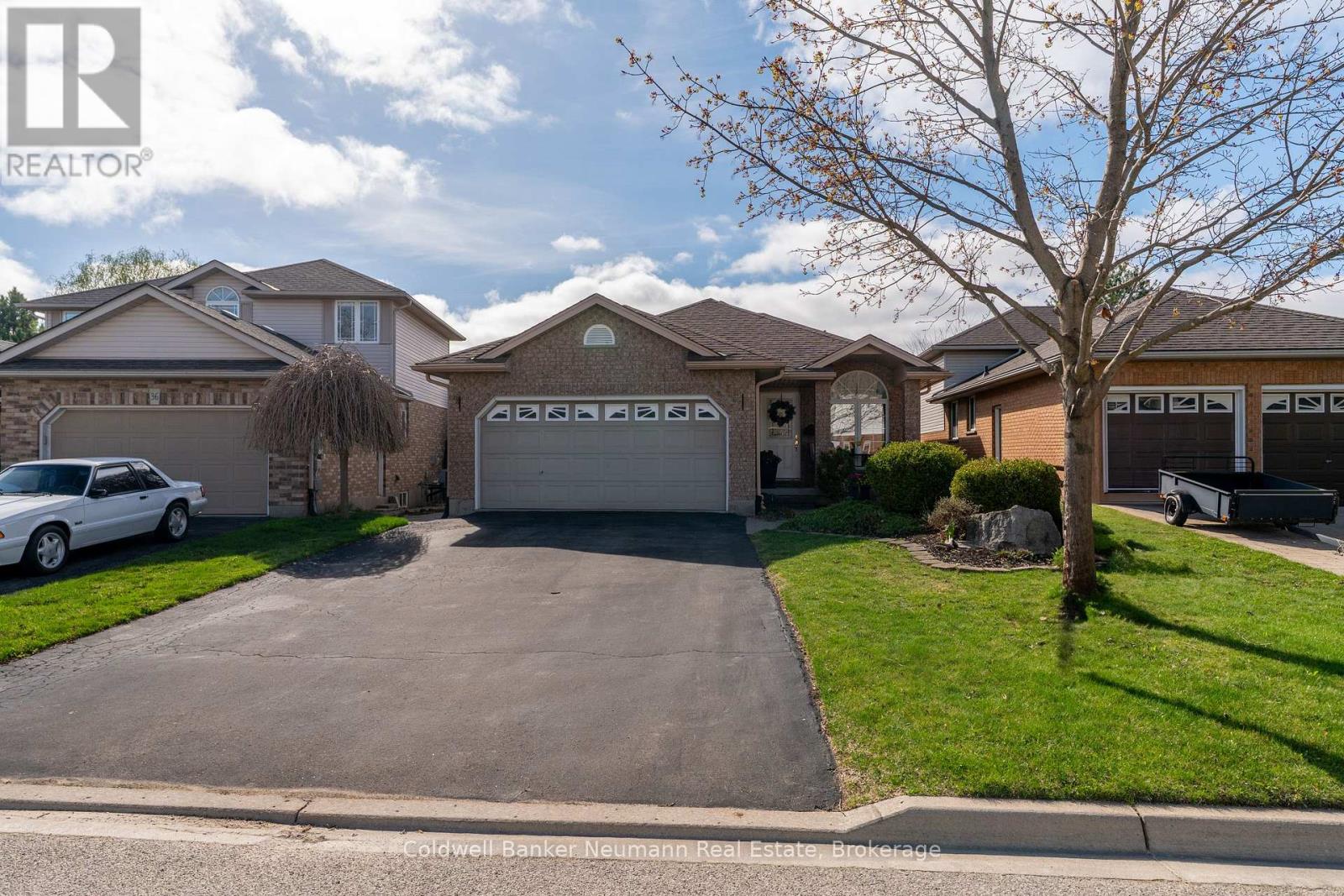 Property at 38 CARROLL CRESCENT image 1