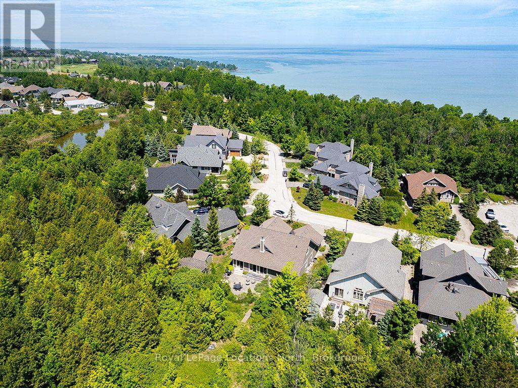 110 John Watt Way, Blue Mountains, Ontario  N0H 2P0 - Photo 37 - X12116654