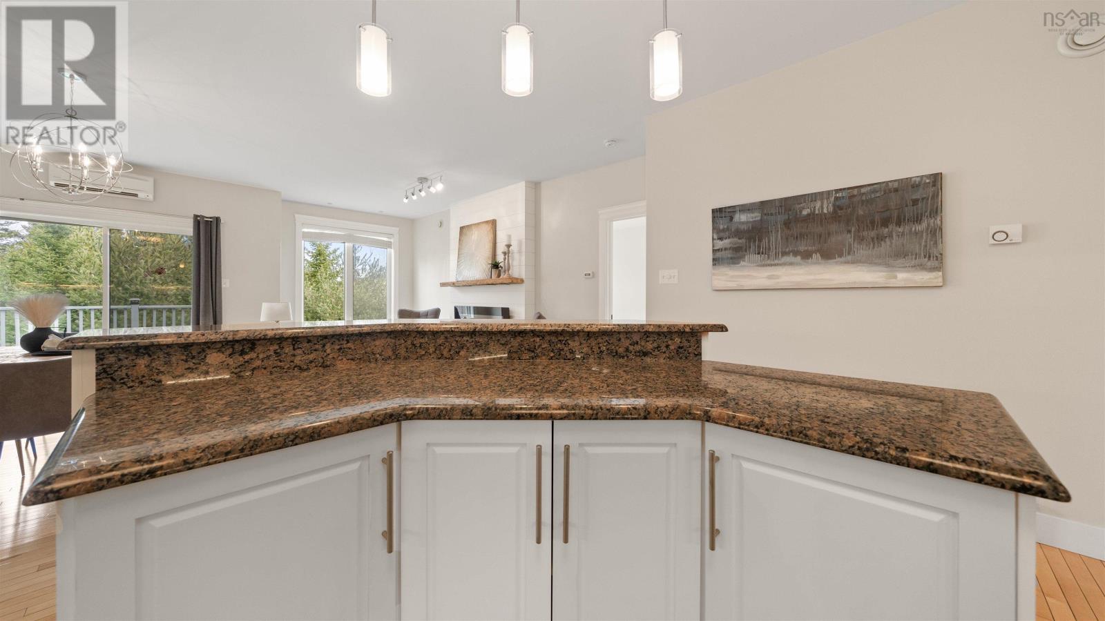 Property at 11 Kirkwood Court image 4