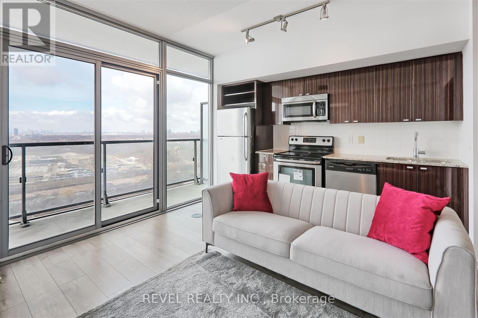 2805 - 105 The Queensway Street, Toronto, Ontario  M6S 5B5 - Photo 11 - W12116351