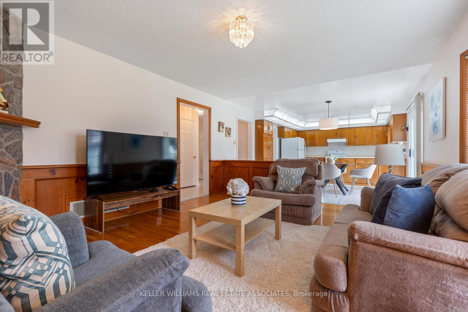 3695 Ketchum Court, Mississauga, Ontario  L5L 4S5 - Photo 15 - W12116365