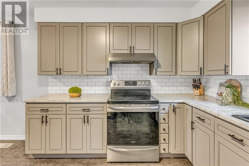7680 Eighth Line, Guelph, Ontario N1H 6J2 - Photo 8 - 40719477