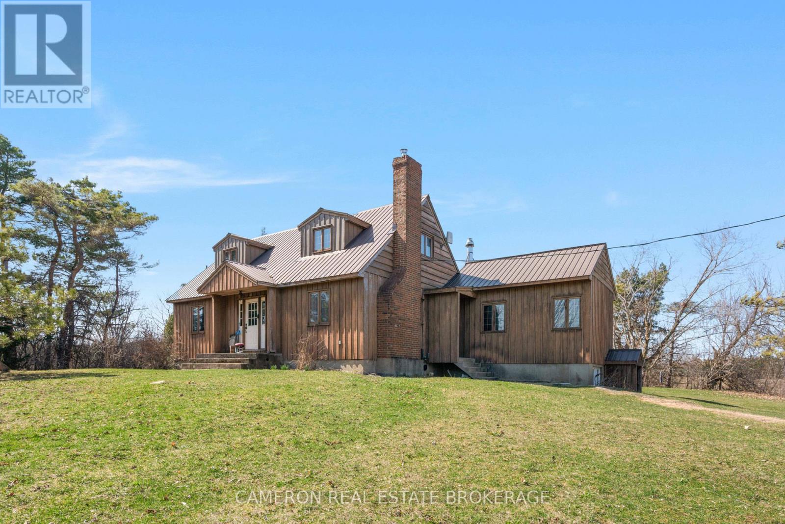 <h3>$675,000</h3><p>19813 Fallow Field Road, South Glengarry, Ontario</p>
