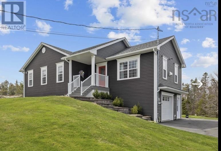 Property at 40 Sutherland Drive image 1