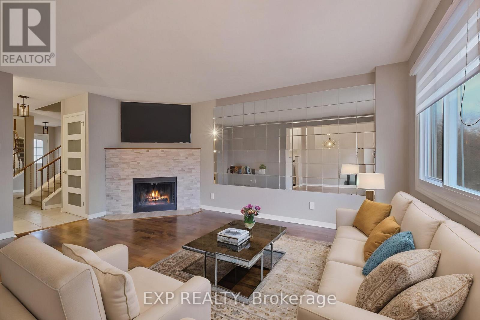 Property at 2133 ORIENT PARK DRIVE image 2