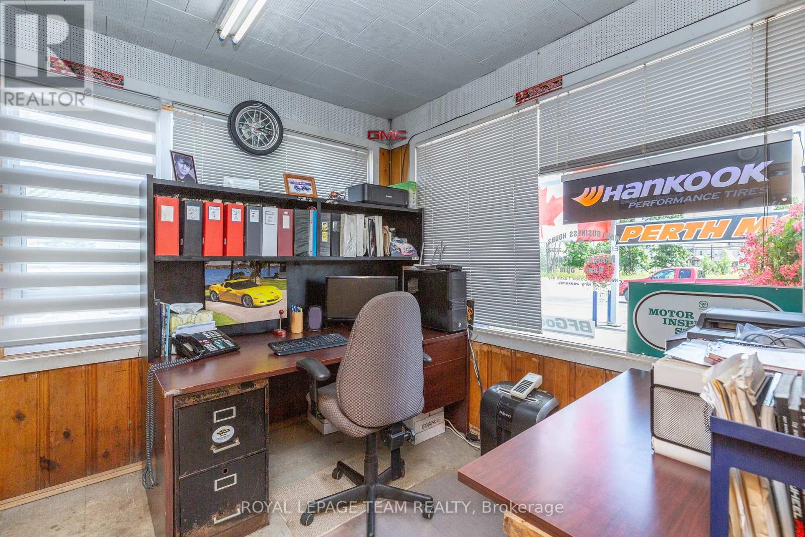17522 Hwy. #7 Highway, Tay Valley, Ontario  K7H 3E2 - Photo 12 - X12116580
