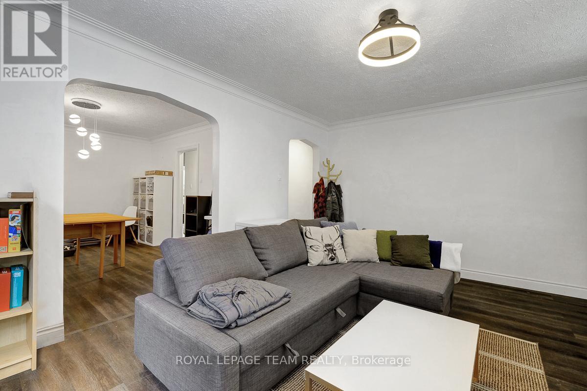 Property at 383 MAIN STREET image 5