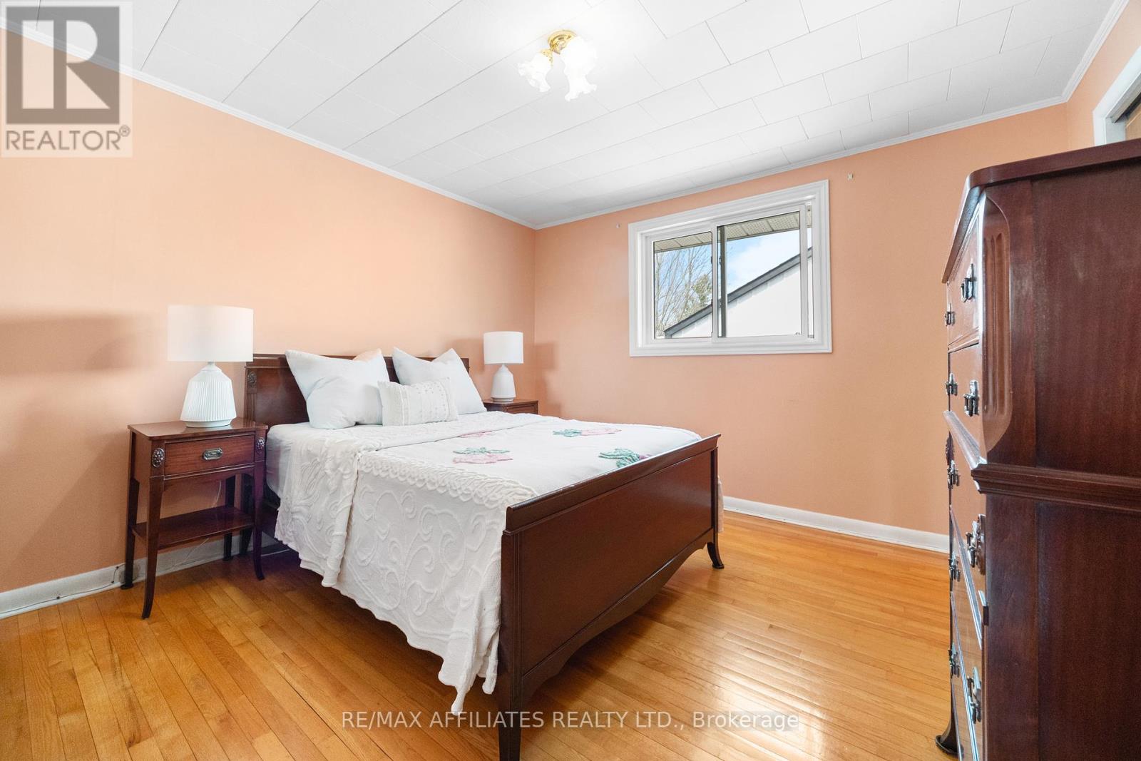 12 Sinclair Street, Perth, Ontario  K7H 2R5 - Photo 8 - X12116628