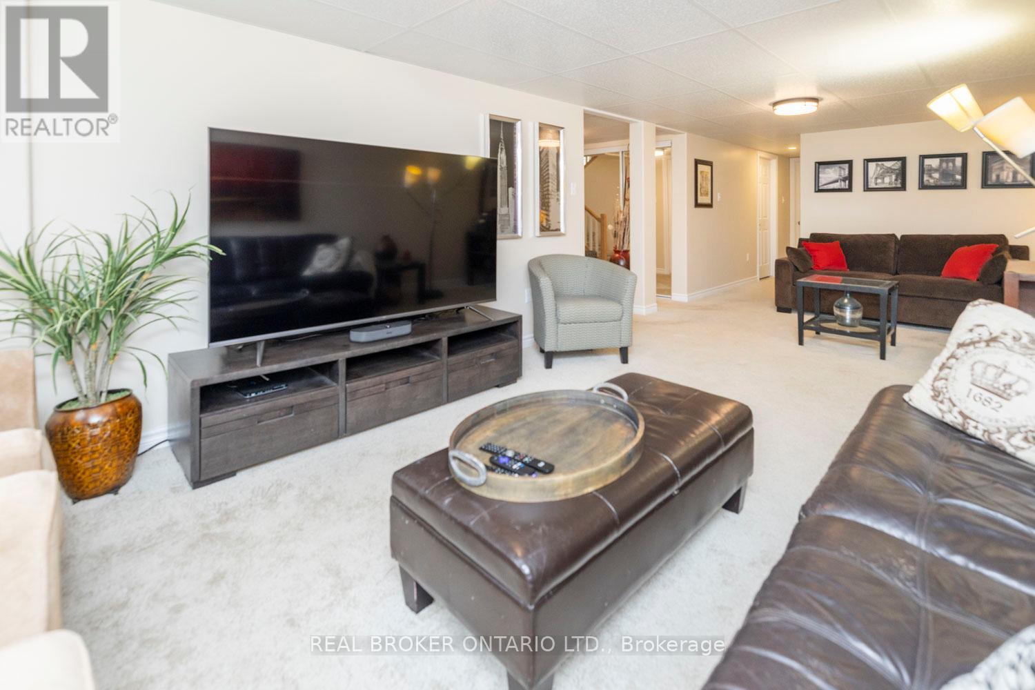 486 Code Drive, Montague, Ontario  K7A 4S6 - Photo 36 - X12116650