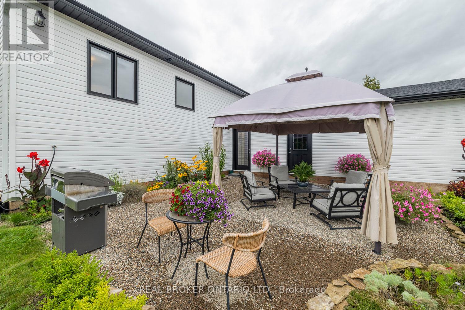 486 Code Drive, Montague, Ontario  K7A 4S6 - Photo 42 - X12116650
