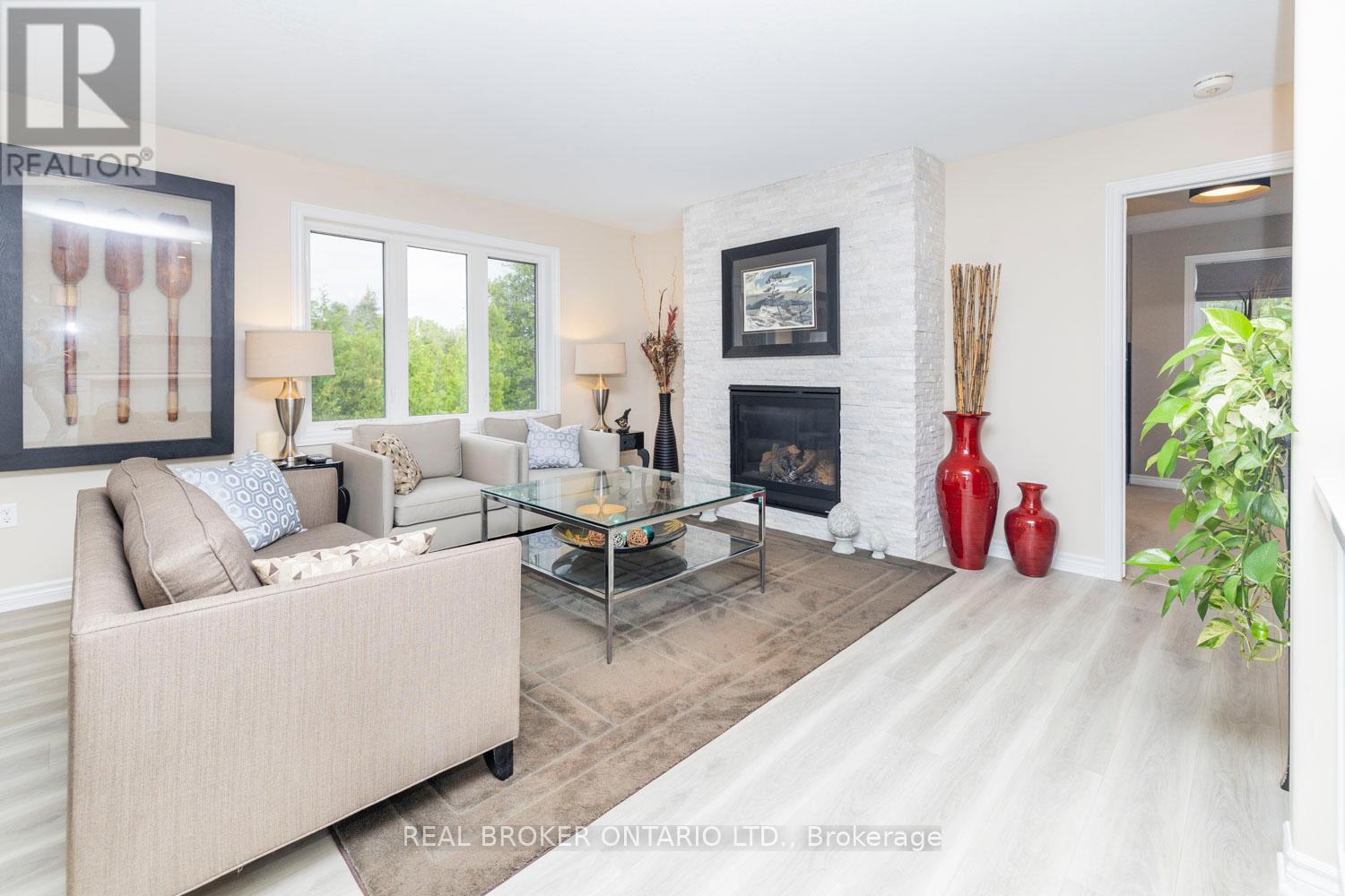 486 Code Drive, Montague, Ontario  K7A 4S6 - Photo 7 - X12116650