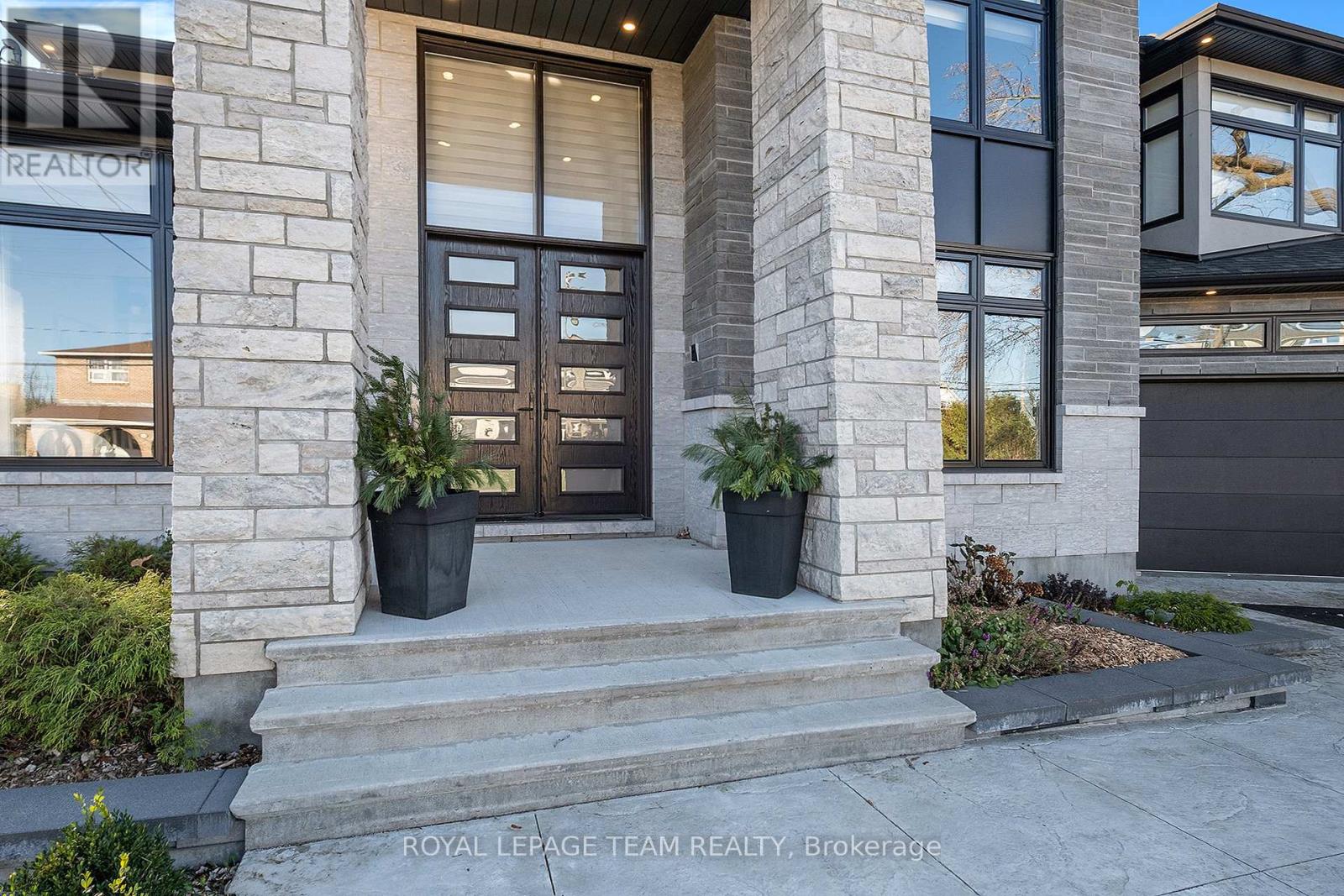 Property at 1670 ORTONA AVENUE image 3