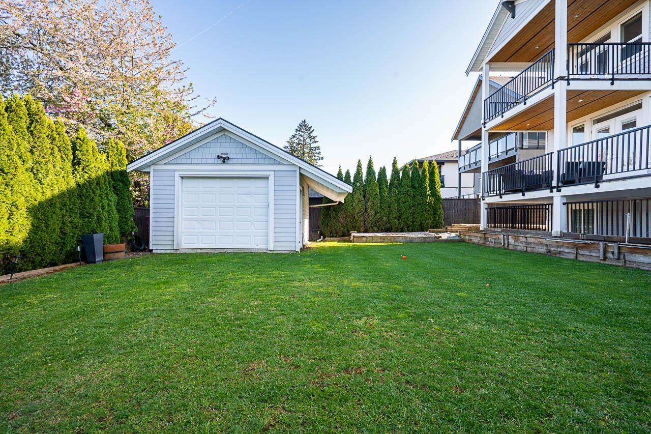 Property at 18712 55 AVENUE image 4