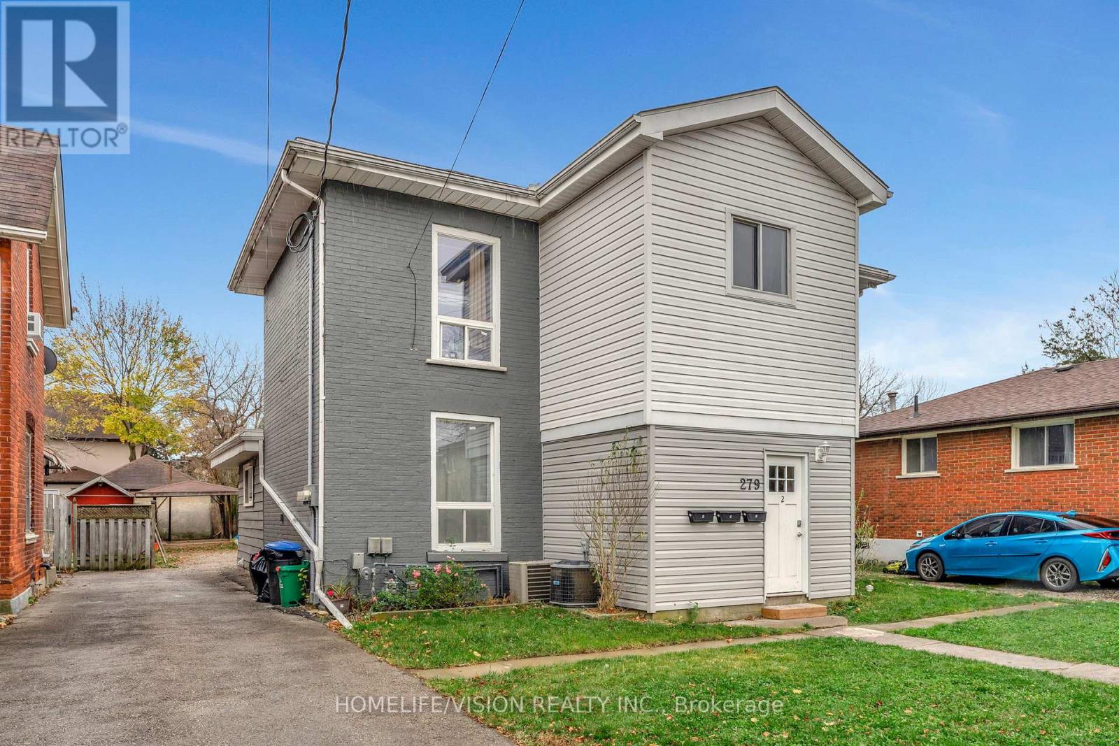 Property at 279 DARLING STREET image 2