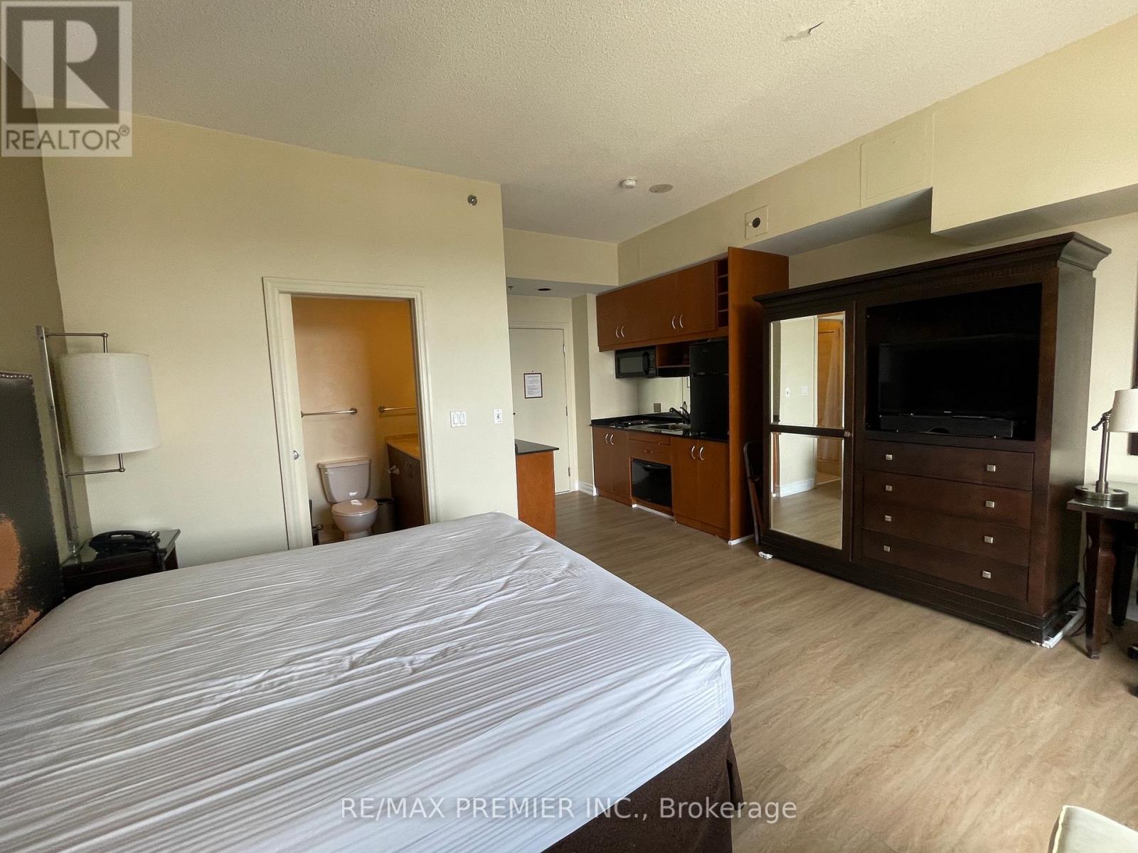 2508 - 1 King Street W, Toronto, Ontario  M5H 1A1 - Photo 11 - C12113448