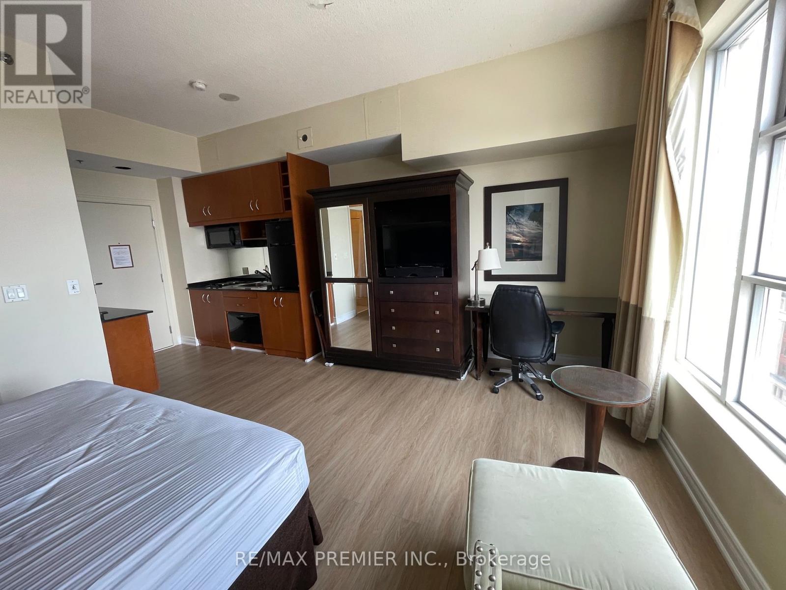 2508 - 1 King Street W, Toronto, Ontario  M5H 1A1 - Photo 12 - C12113448