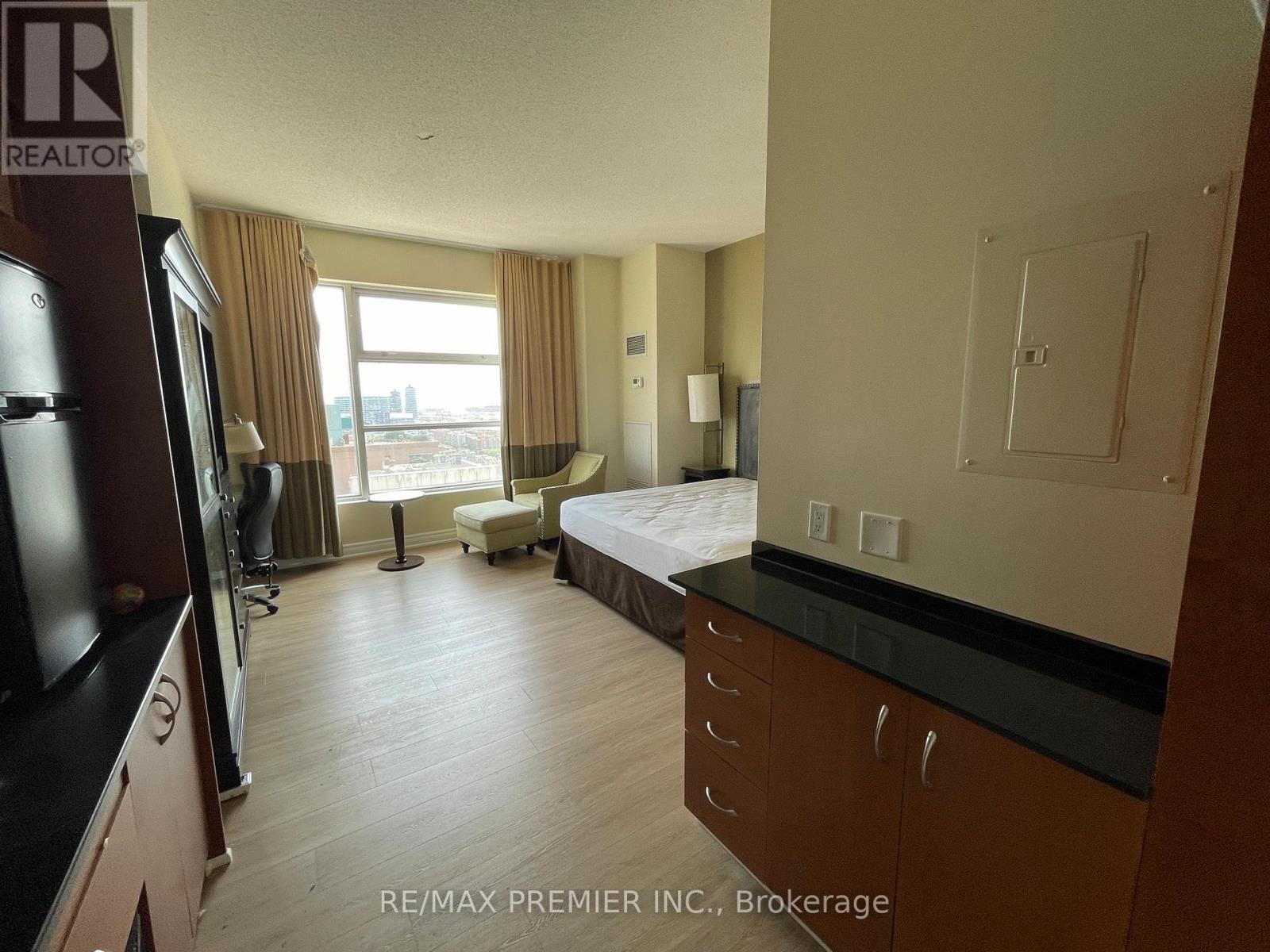 2508 - 1 King Street W, Toronto, Ontario  M5H 1A1 - Photo 9 - C12113448