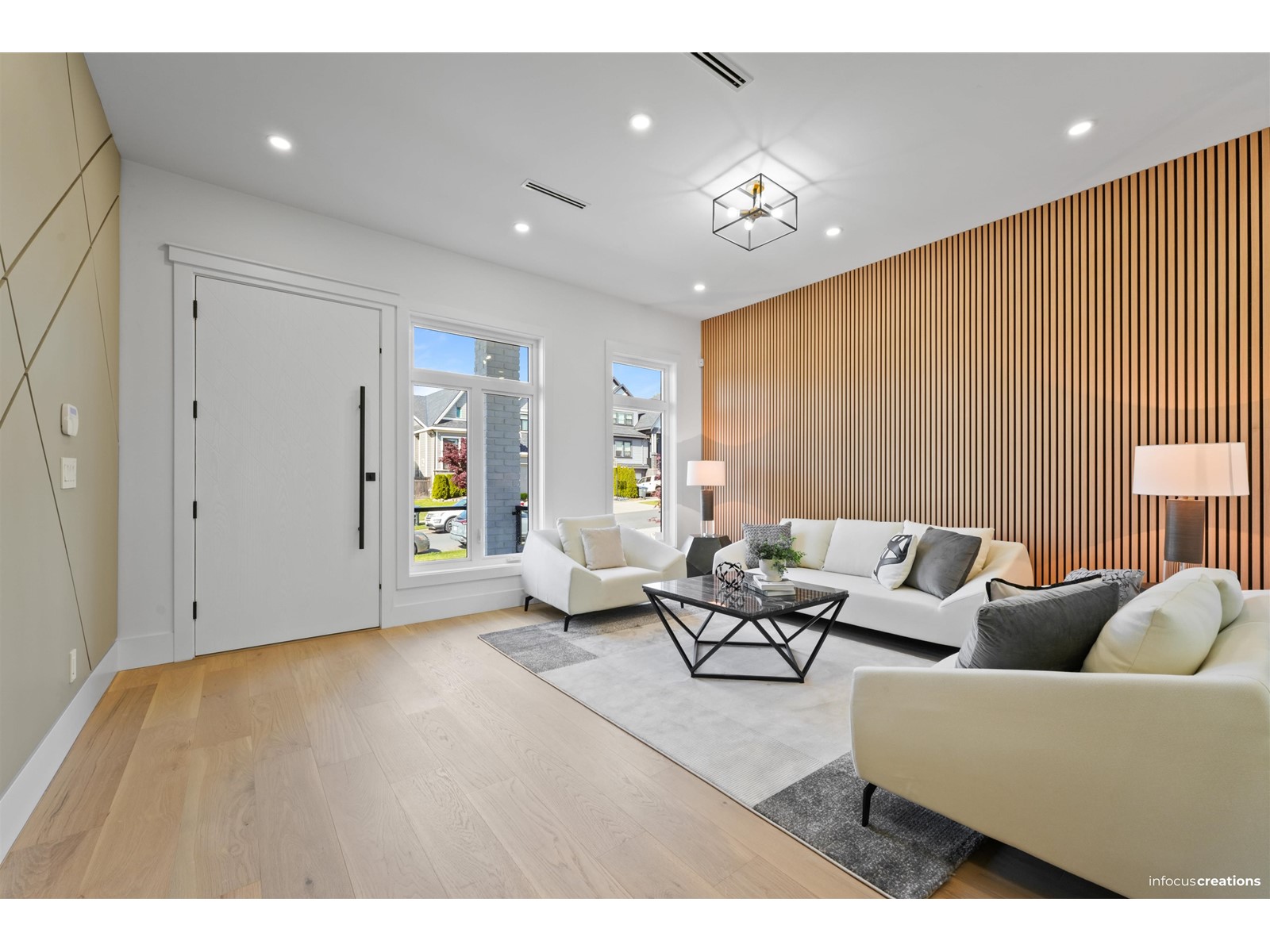 Property at 15448 76B AVENUE image 2