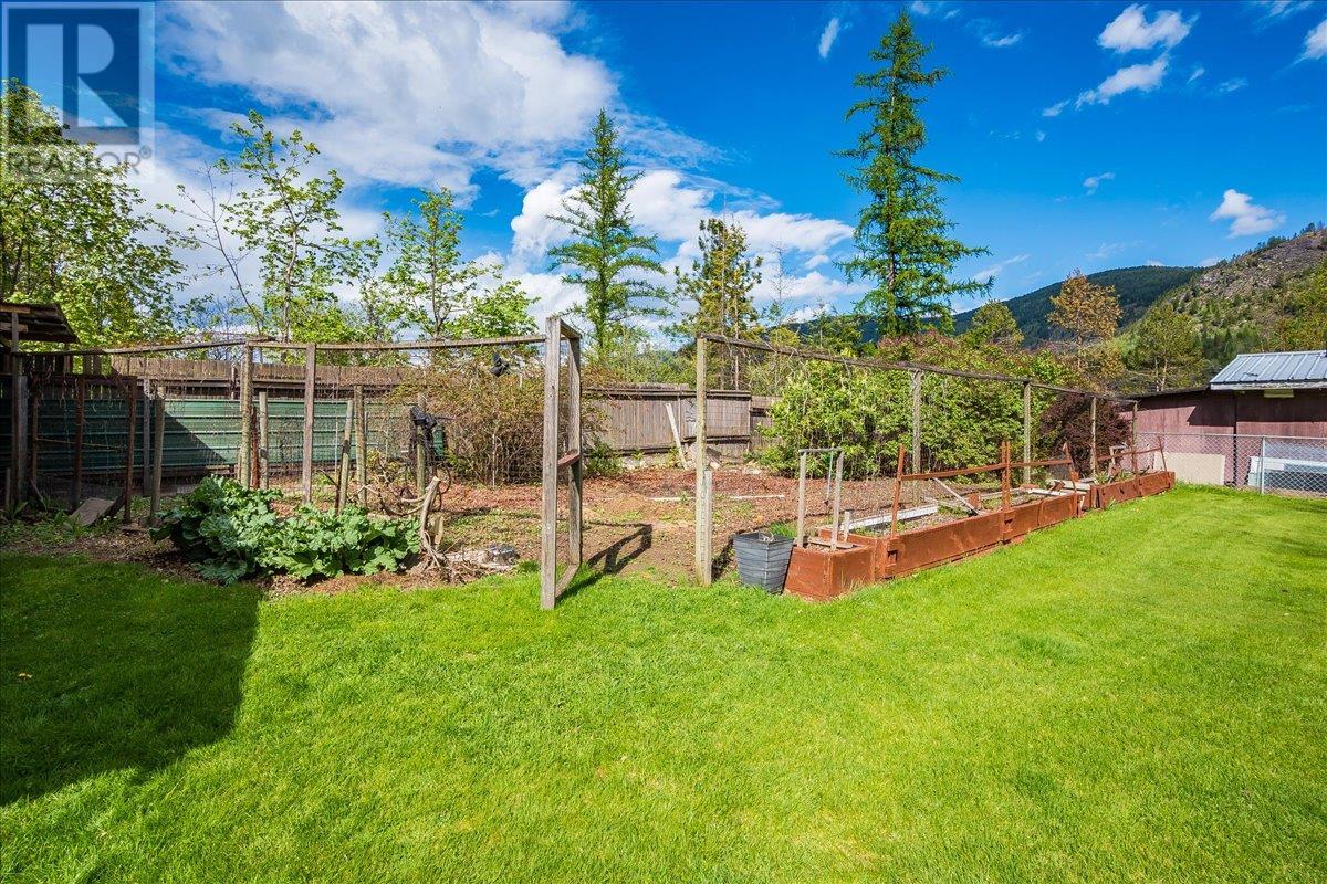 Property at 523 105th Street image 2
