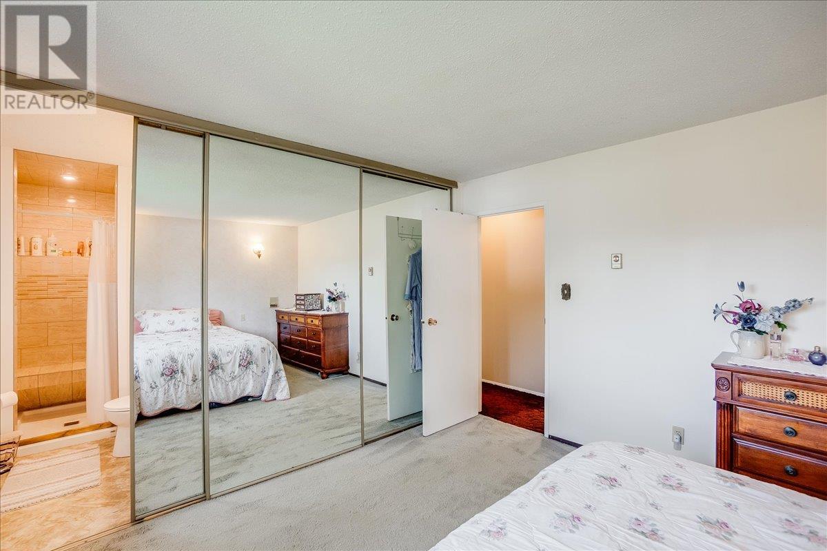 523 105th Street, Castlegar, British Columbia  V1N 3G7 - Photo 41 - 10344255