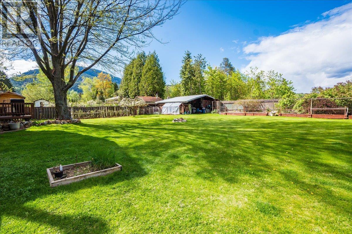 Property at 523 105th Street image 1