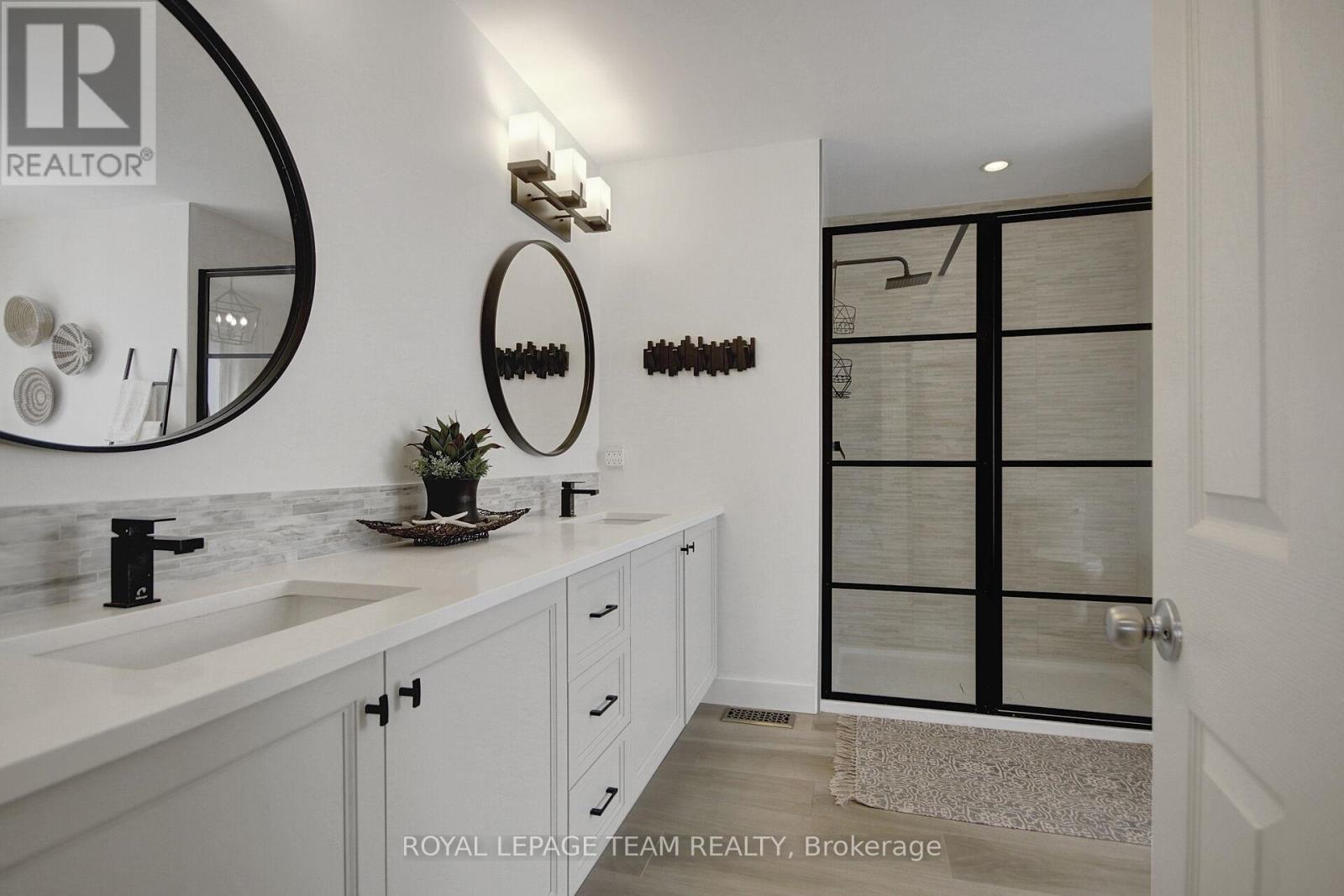 2613 Half Moon Bay Road, Ottawa, Ontario  K2J 0Z1 - Photo 34 - X12087136