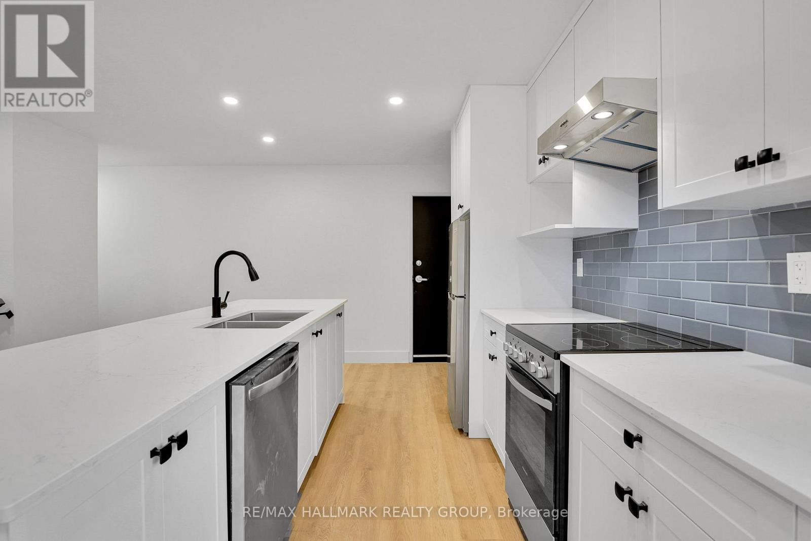 4 - 109 Russell Avenue, Ottawa, Ontario  K1N 7X2 - Photo 6 - X12110772