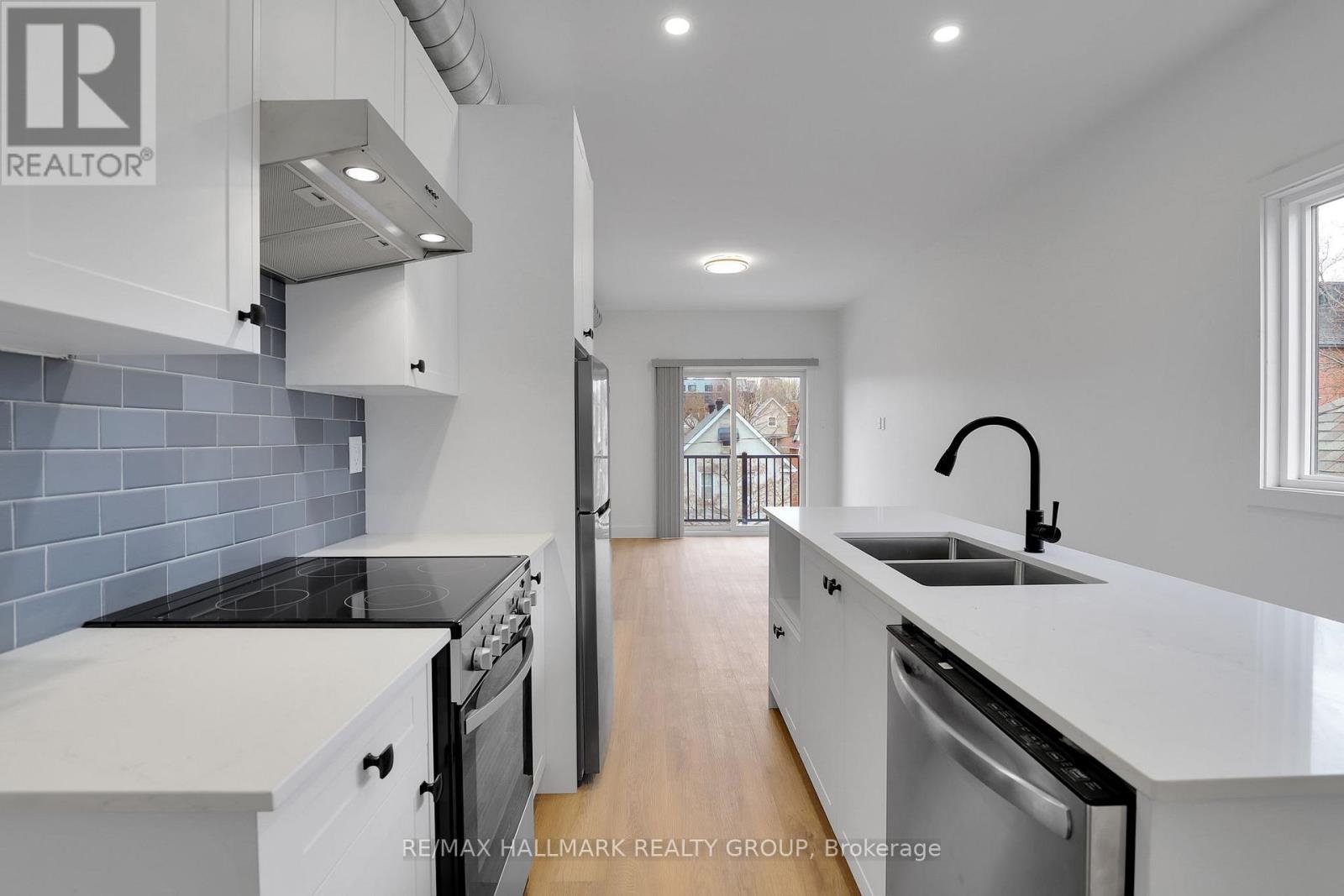 4 - 109 Russell Avenue, Ottawa, Ontario  K1N 7X2 - Photo 9 - X12110772