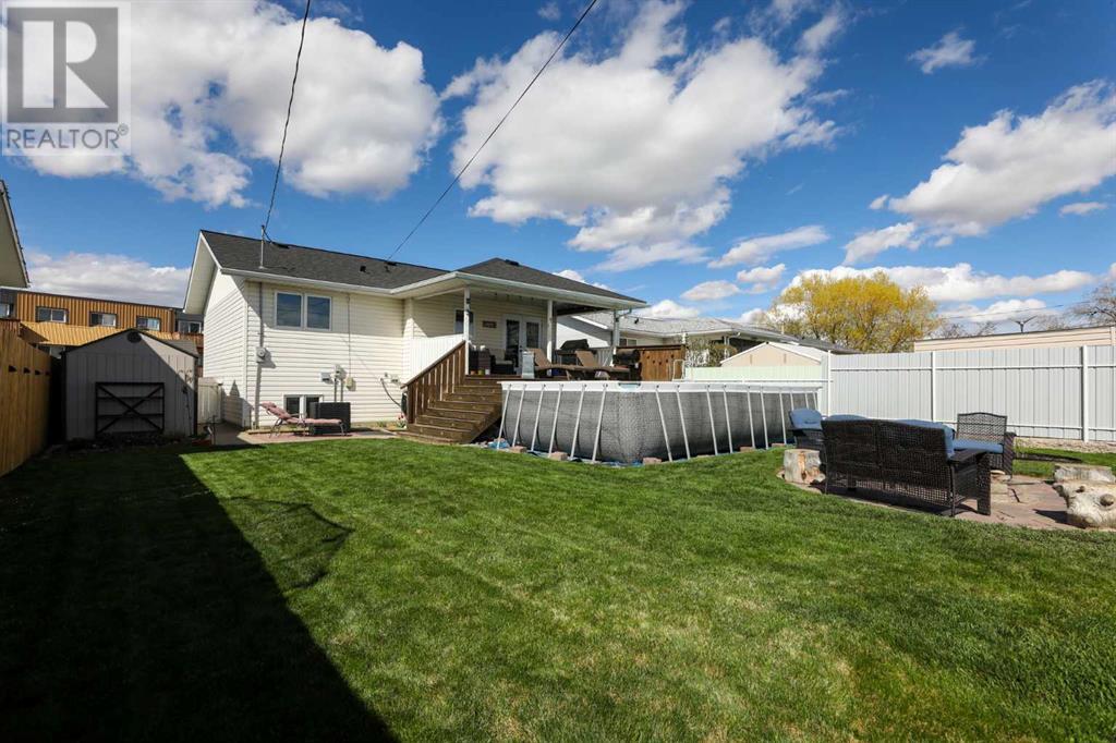 5322 38 Avenue, Taber, Alberta  T1G 1B8 - Photo 3 - A2215840