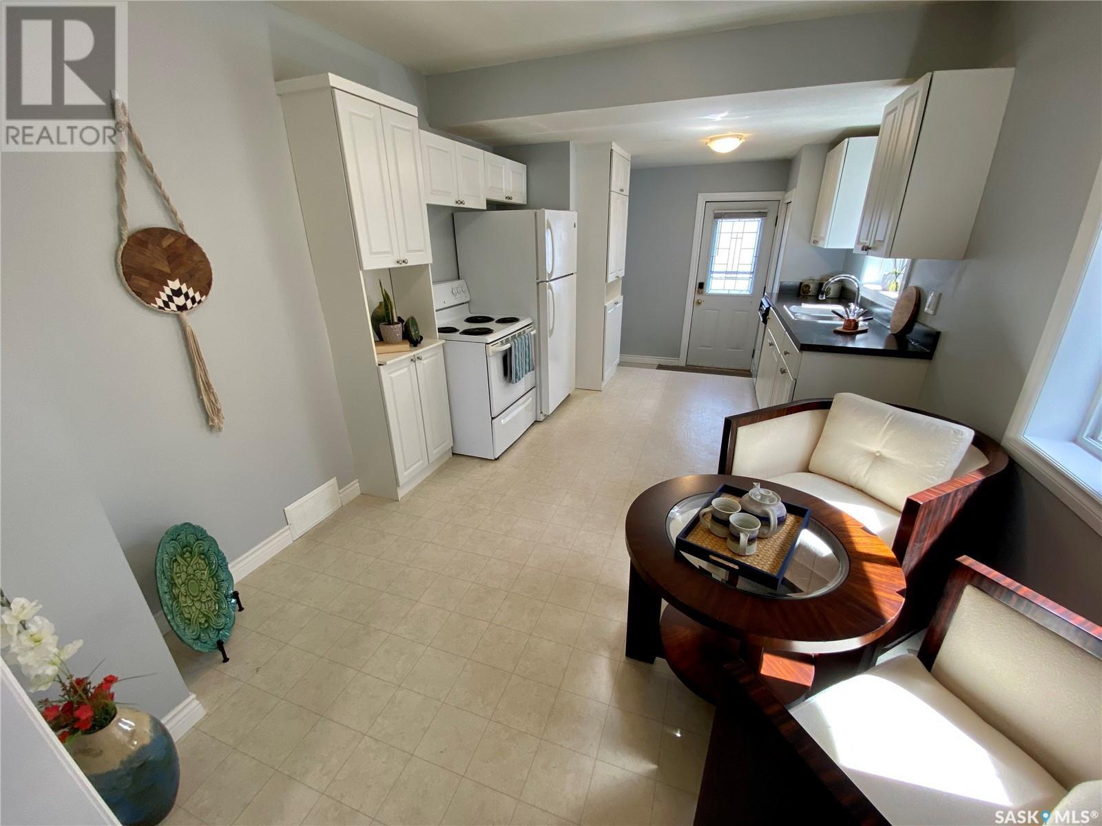 2229 Mcdonald Street, Regina, Saskatchewan  S4N 2Y9 - Photo 6 - SK998887