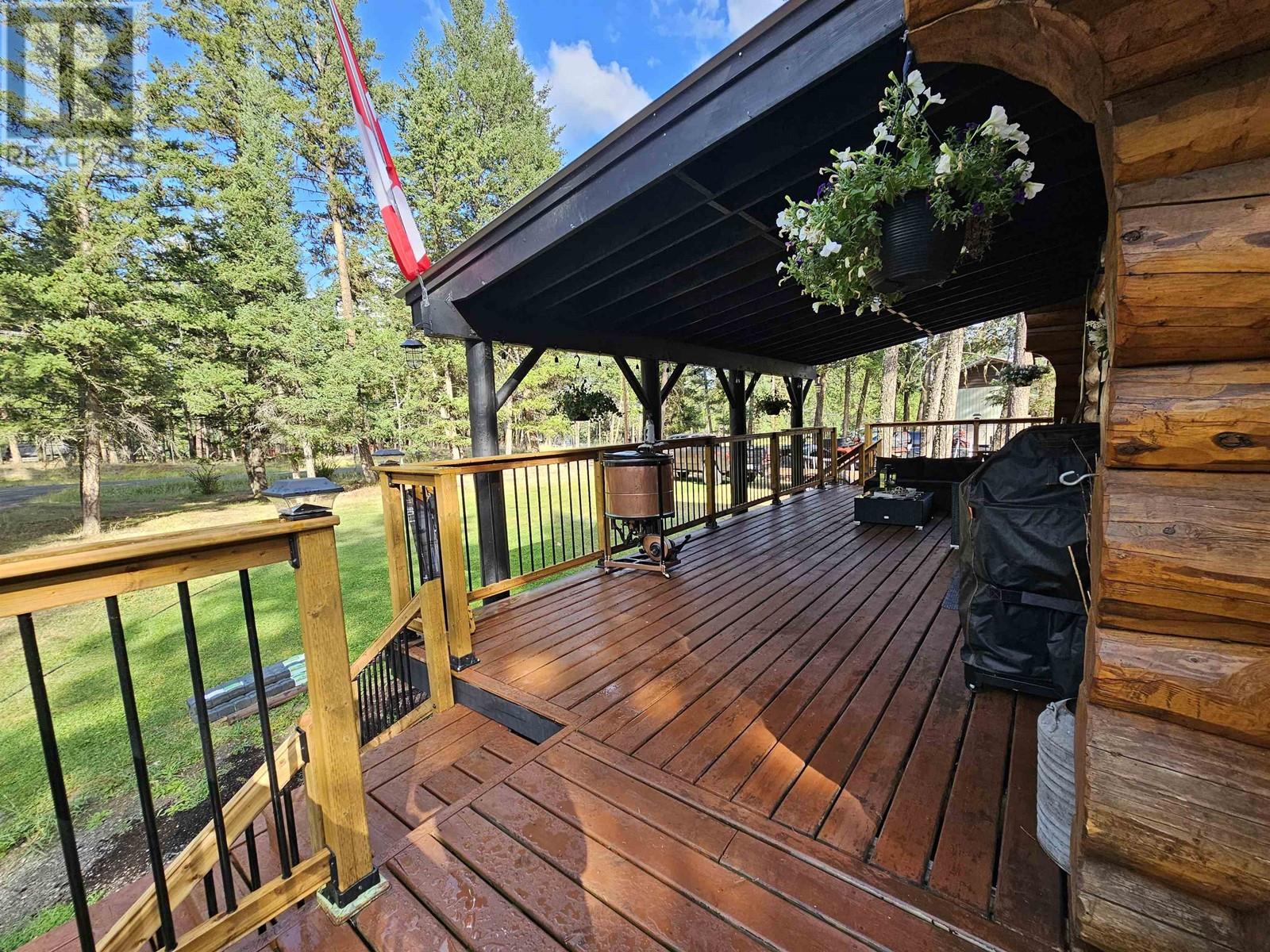4884 KITWANGA DRIVE, 108 Mile Ranch, British Columbia