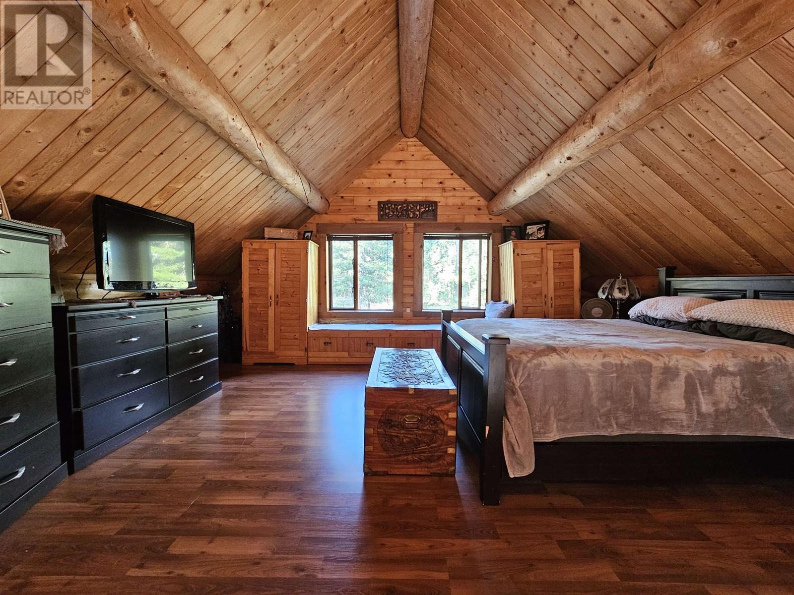4884 Kitwanga Drive, 108 Mile Ranch, British Columbia  V0K 2Z0 - Photo 17 - R2996844