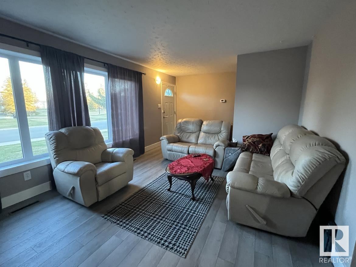 12904 95 St Nw, Edmonton, Alberta  T5E 3Y1 - Photo 6 - E4433109