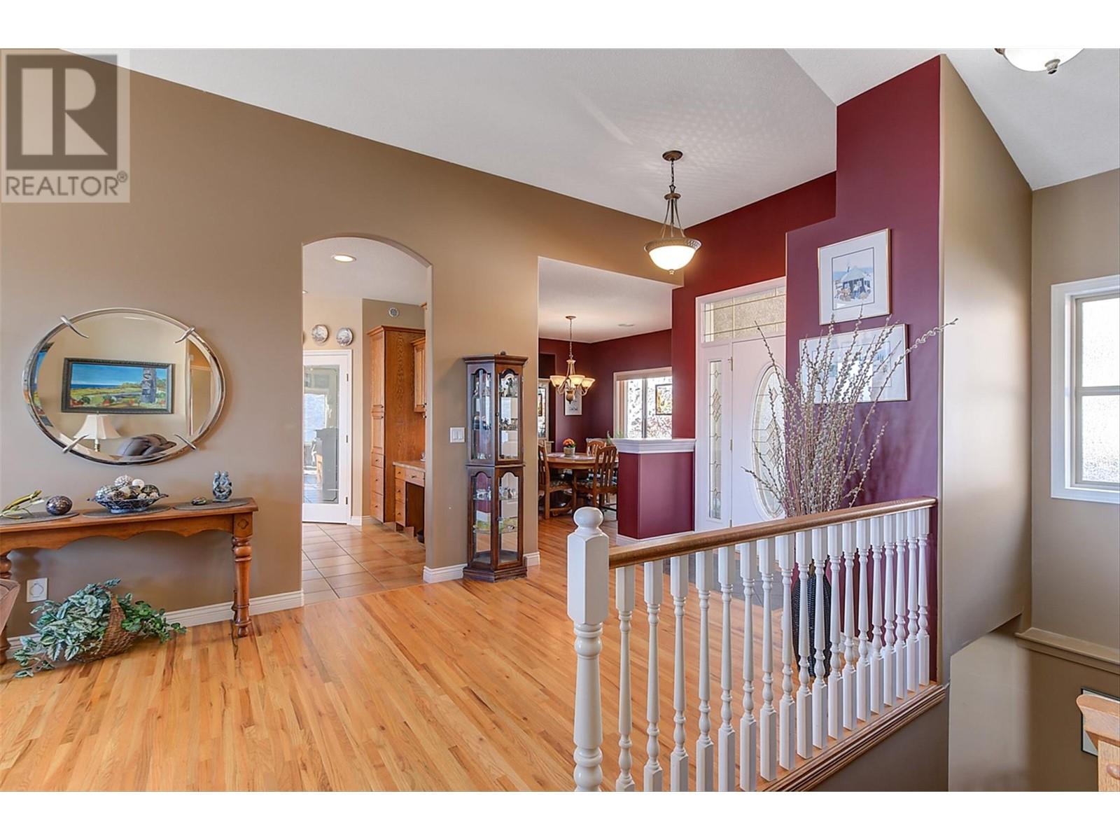 Property at 6469 Bulyea Avenue image 5