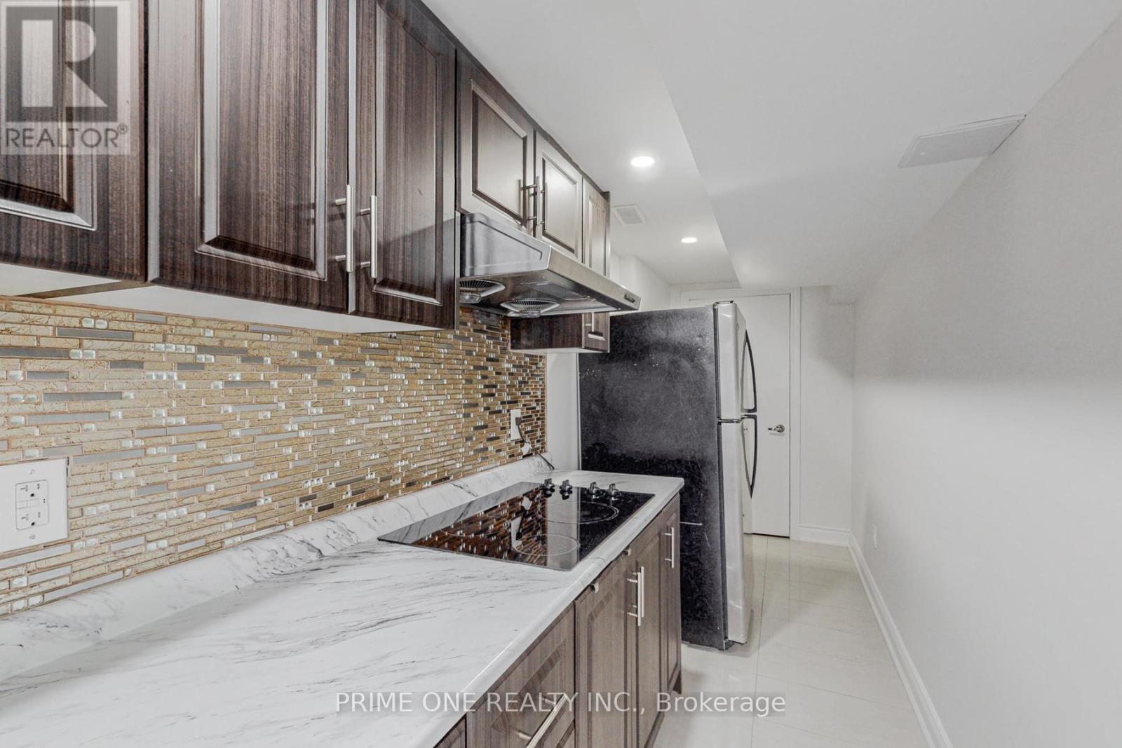 6626 Blackheath Ridge, Mississauga, Ontario  L5W 1Z7 - Photo 37 - W12106998