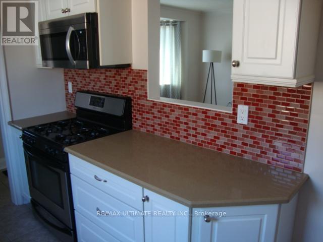 20 Boyd Avenue, Toronto, Ontario  M9N 2C7 - Photo 8 - W12113140