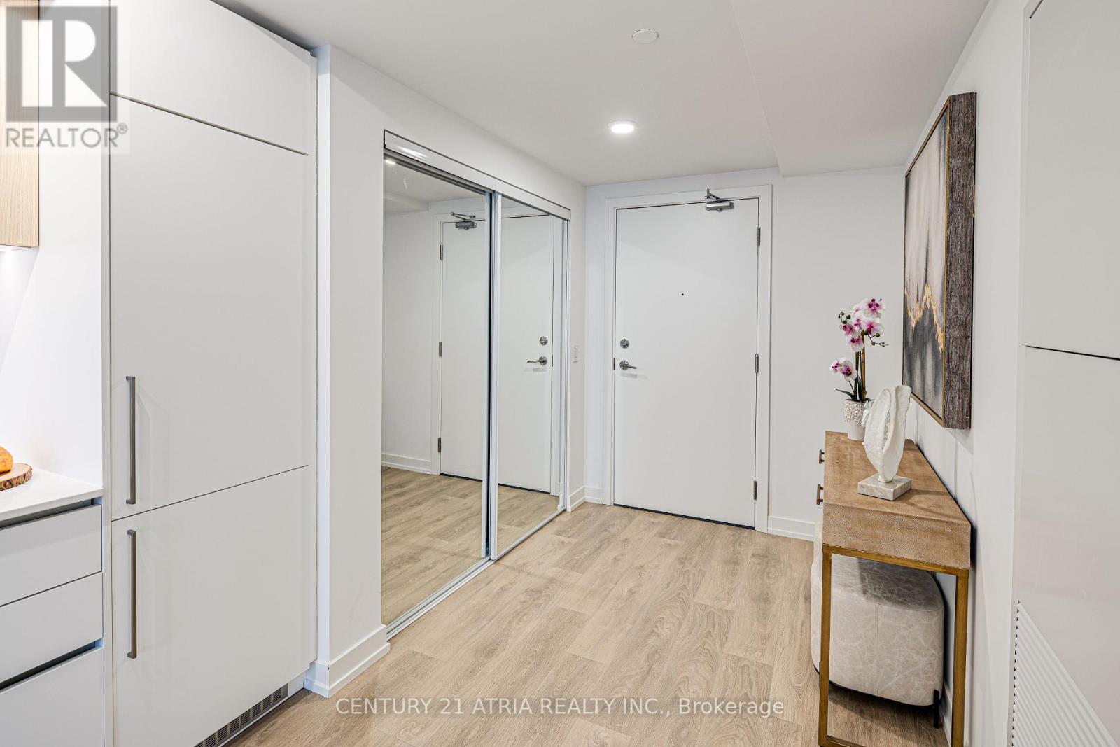 232 - 1100 Sheppard Avenue W, Toronto, Ontario  M3K 0E4 - Photo 5 - W12108414