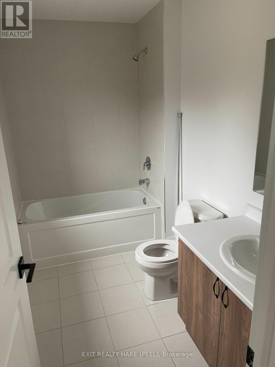38 Amber Drive, Wasaga Beach, Ontario  L9Z 0R9 - Photo 14 - S12112573