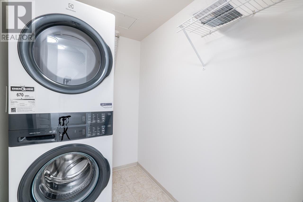 005 9298 University Crescent, Burnaby, British Columbia  V5A 4X8 - Photo 27 - R2989166