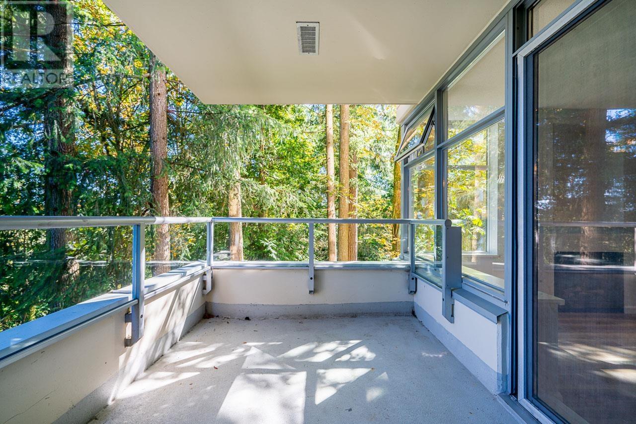 005 9298 University Crescent, Burnaby, British Columbia  V5A 4X8 - Photo 28 - R2989166