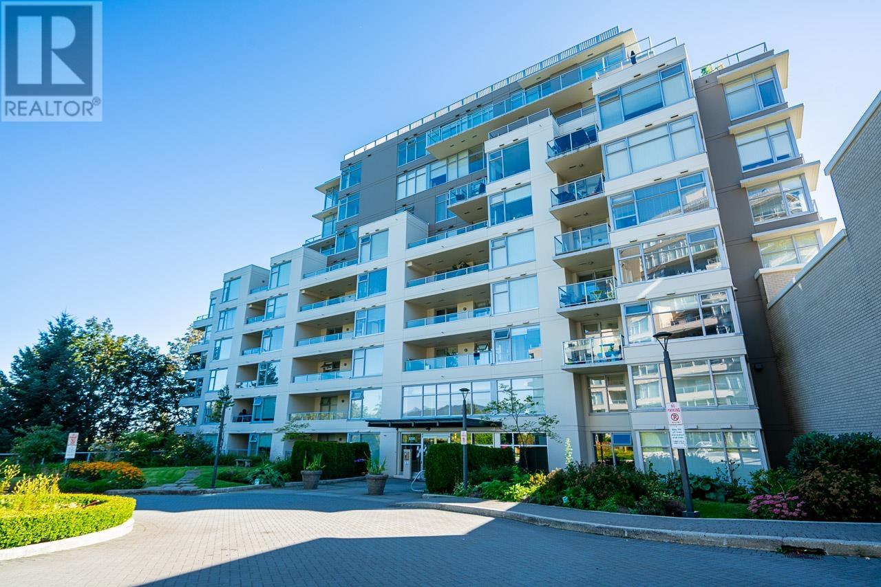 005 9298 University Crescent, Burnaby, British Columbia  V5A 4X8 - Photo 4 - R2989166