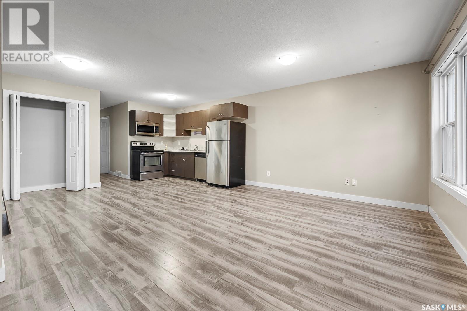 Property at 1236 RAE STREET image 3