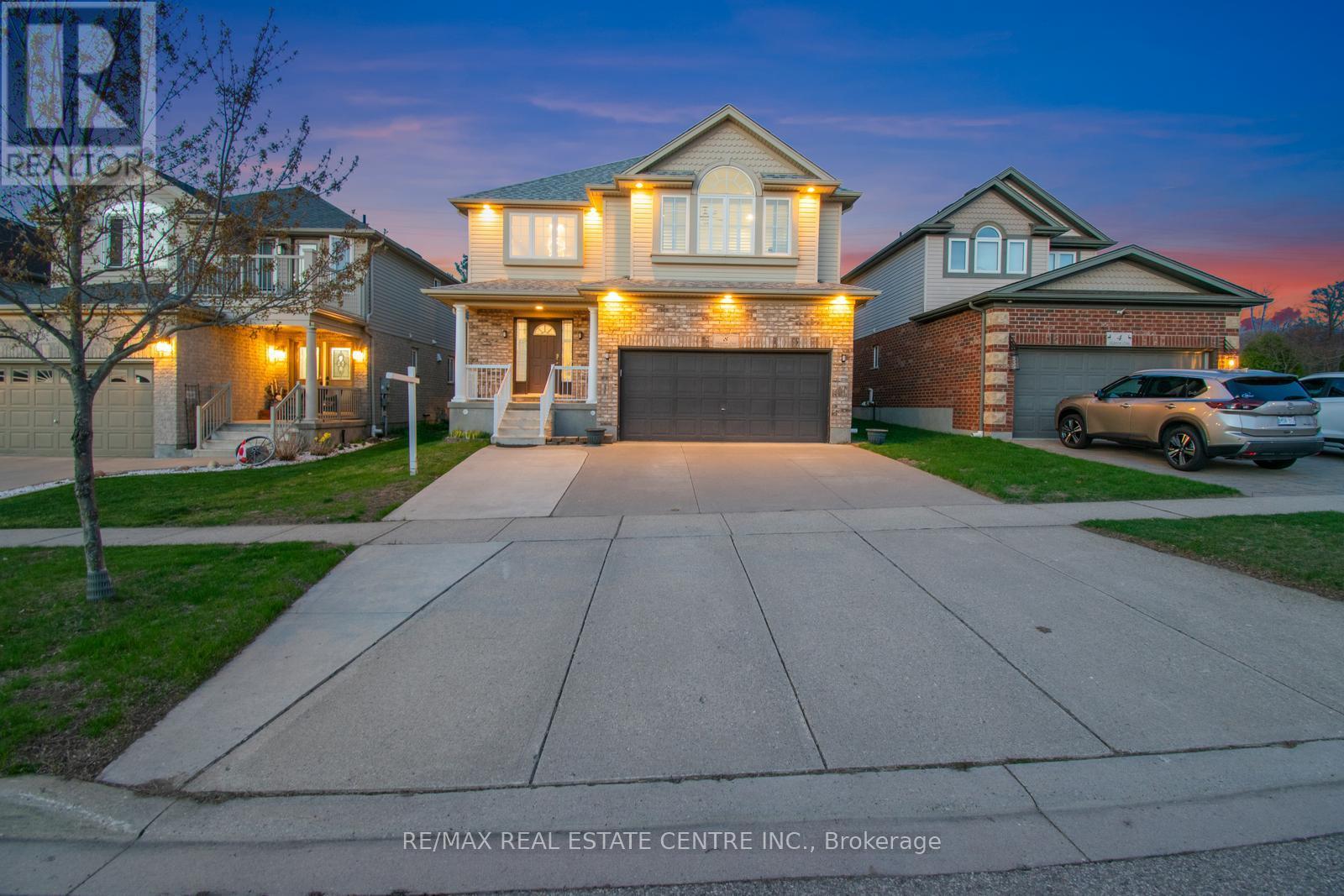 Property at 8 SKIPTON CRESCENT image 2