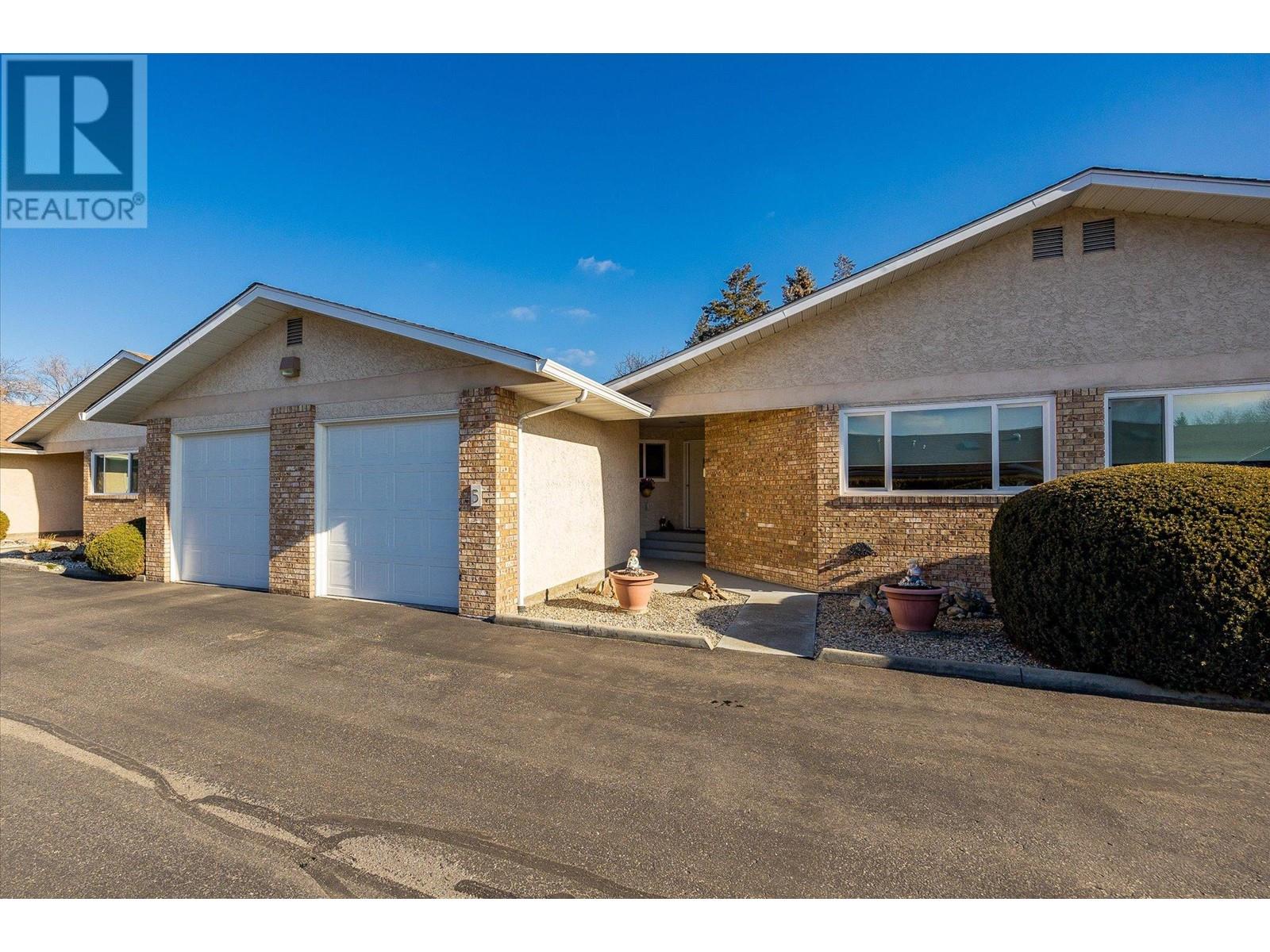 Property at 1209 Brookside Avenue Unit# 5 image 2