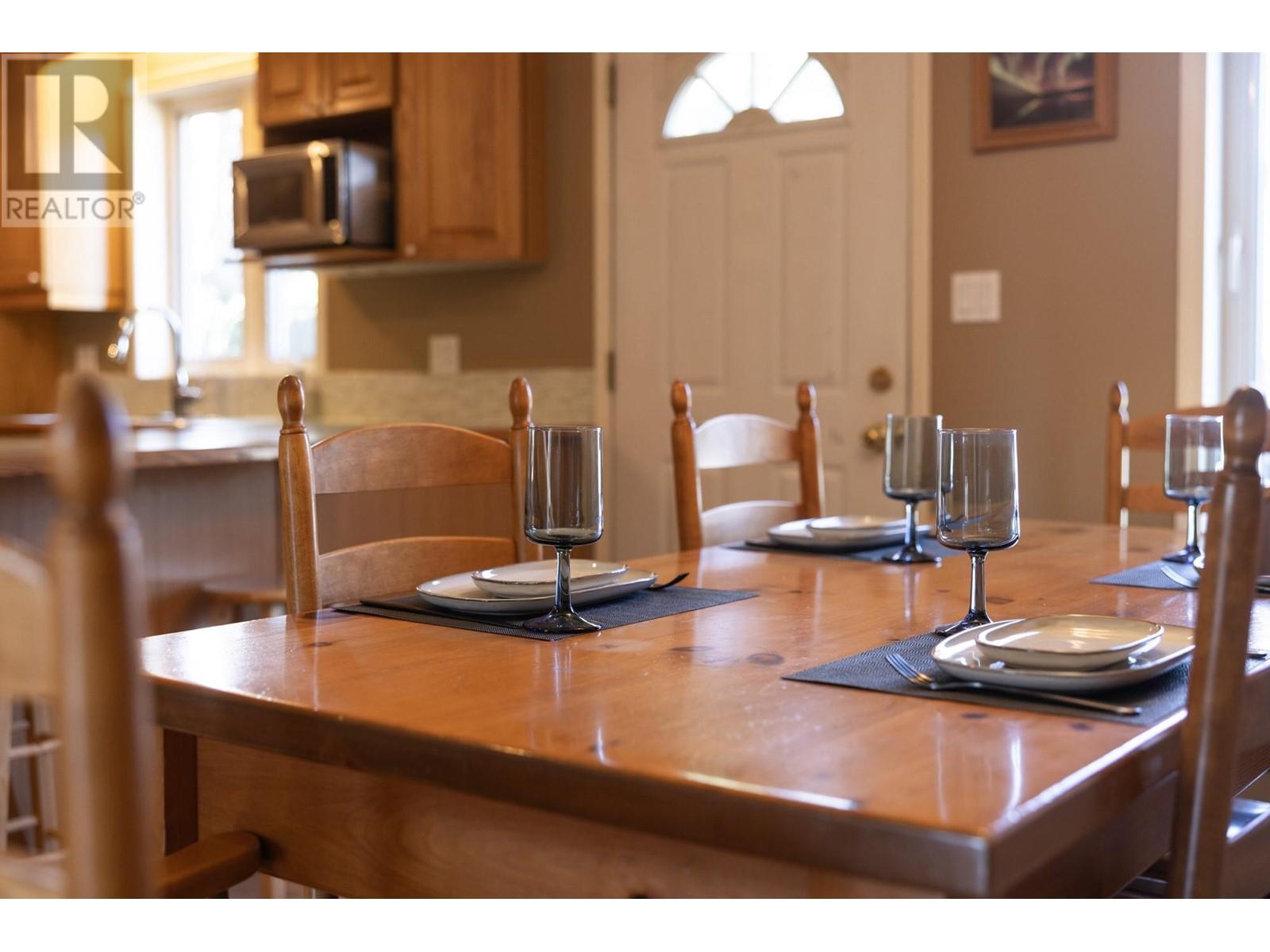 802 11th Avenue, Fernie, British Columbia  V0B 1M0 - Photo 19 - 10344951