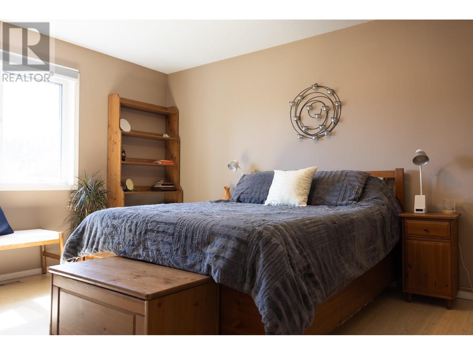 802 11th Avenue, Fernie, British Columbia  V0B 1M0 - Photo 27 - 10344951