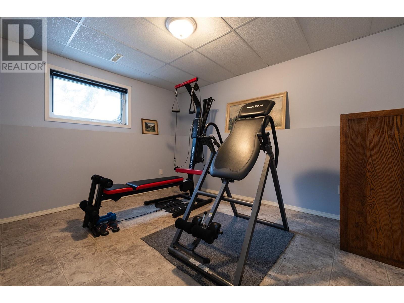 802 11th Avenue, Fernie, British Columbia  V0B 1M0 - Photo 39 - 10344951